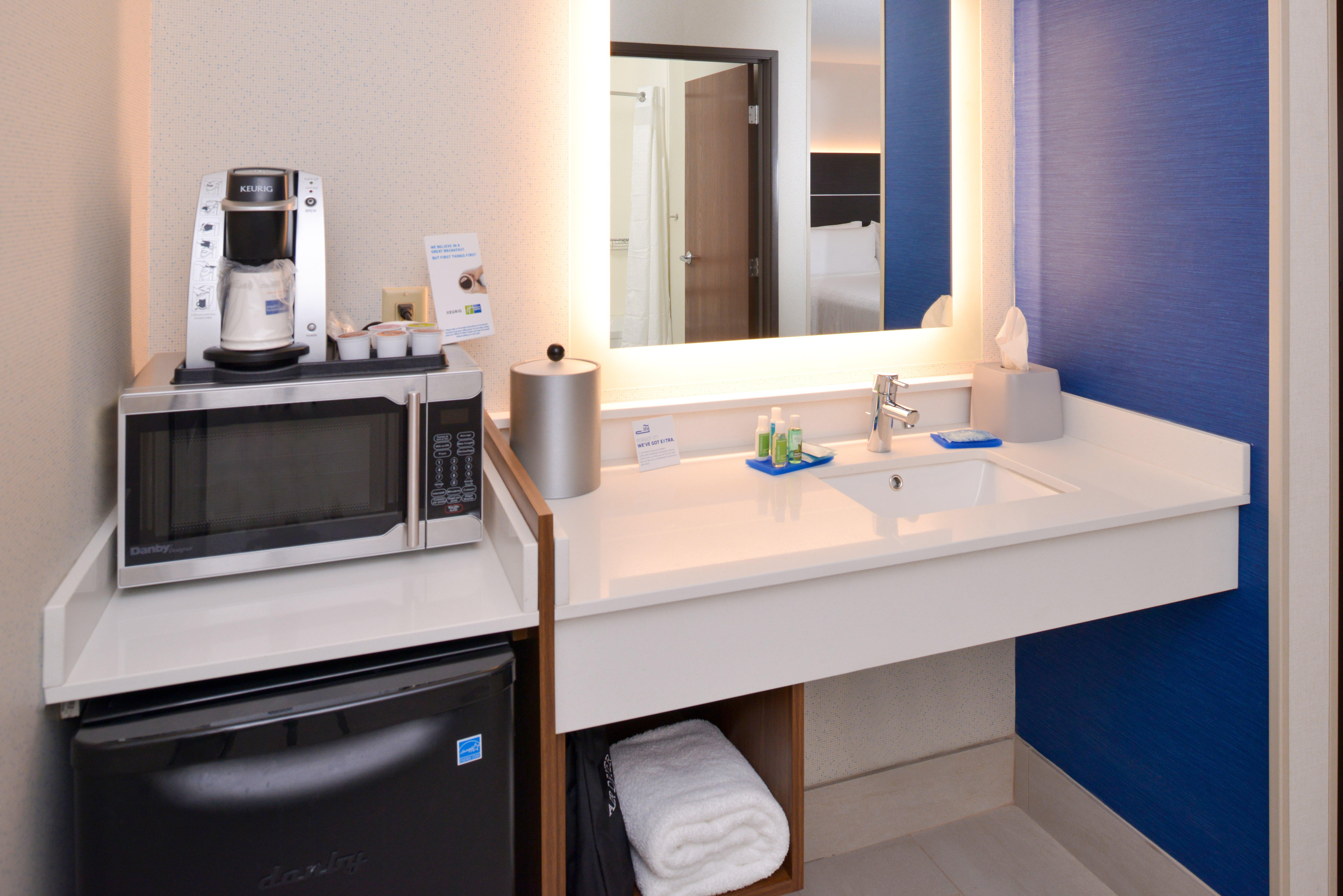 Holiday Inn Express Wixom By Ihg Exteriér fotografie