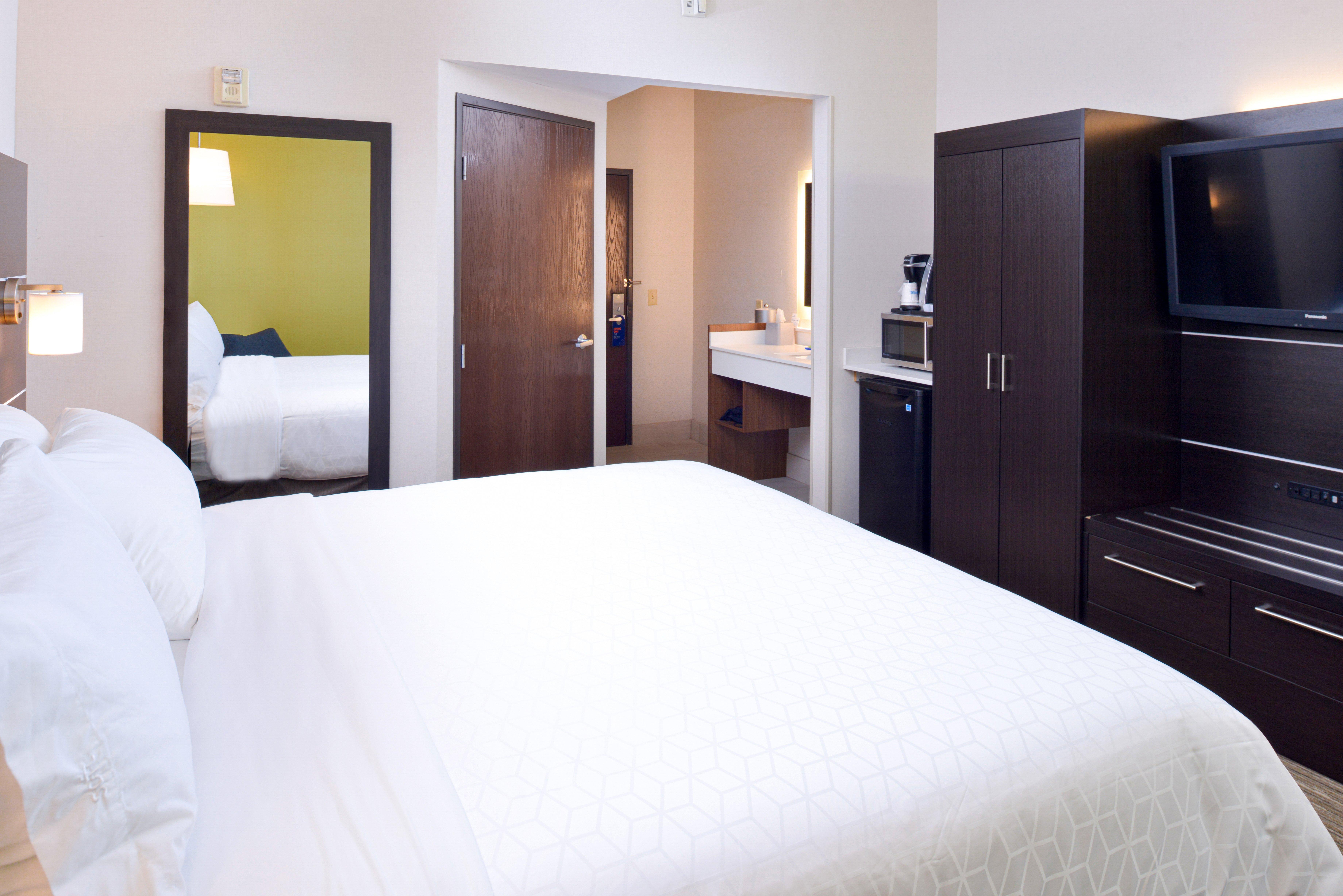 Holiday Inn Express Wixom By Ihg Exteriér fotografie