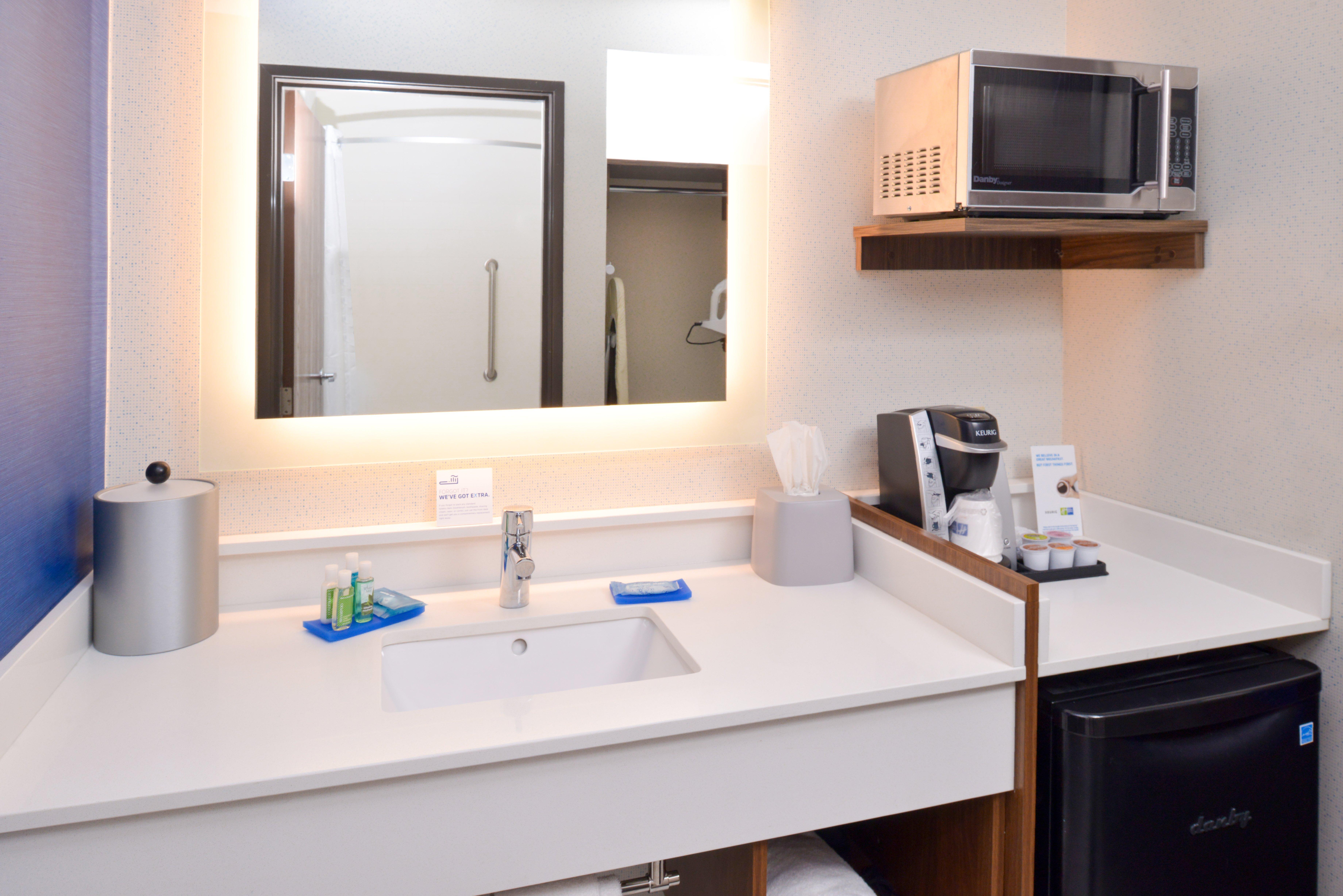 Holiday Inn Express Wixom By Ihg Exteriér fotografie