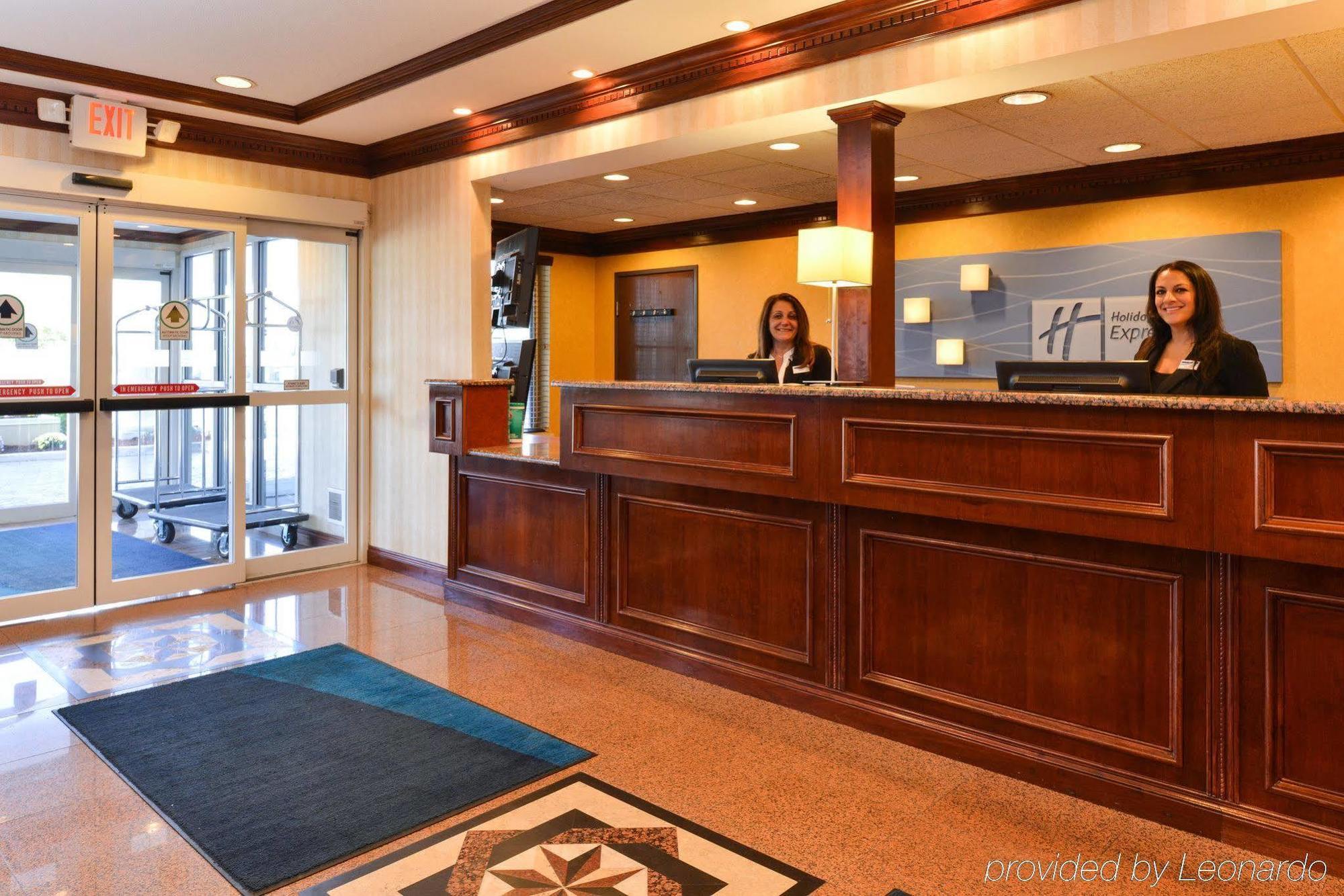 Holiday Inn Express Wixom By Ihg Exteriér fotografie